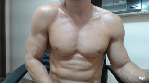 saradorj92 online show from February 10, 8:42 am