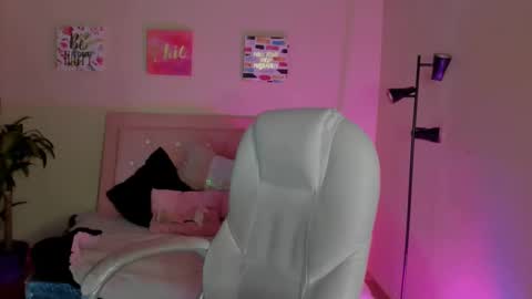 Sarah Ramirez online show from March 12, 6:00 pm