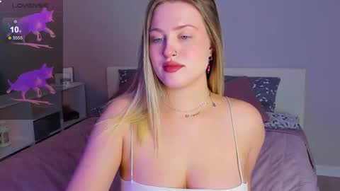 Sarah online show from November 11, 1:08 am