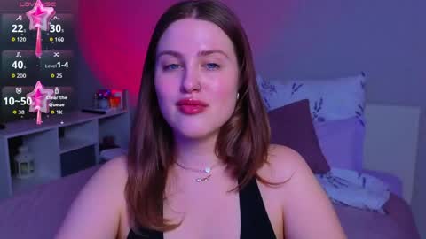 Sarah online show from May 3, 11:33 pm