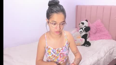 Sarah online show from October 24, 7:47 pm