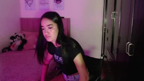 Sarah online show from January 31, 6:47 pm