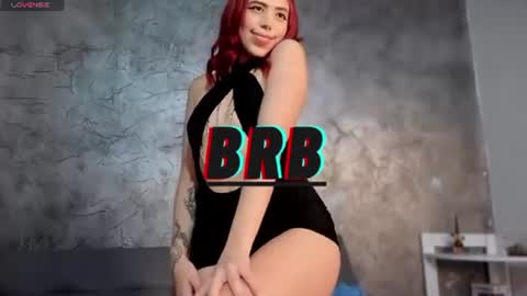 sarahgrant_ online show from June 13, 2:55 am