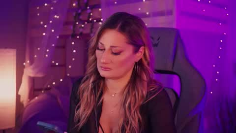 Divine Sarah NONUDE model online show from January 19, 12:15 pm