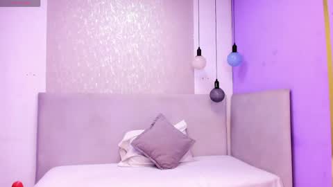 Sarahi pusey online show from May 22, 4:25 pm