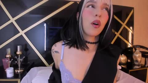 SARAH online show from June 9, 12:38 pm