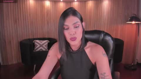 Sarah  independent model online show from November 4, 5:09 am