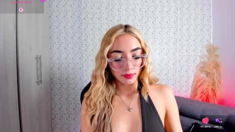 Sara jones   online show from March 14, 1:15 pm