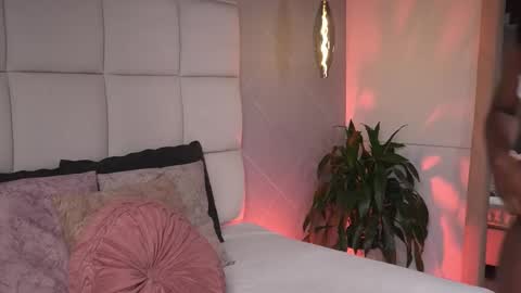 Sara online show from March 24, 11:27 am