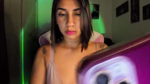 saratukkerr online show from November 16, 6:37 am