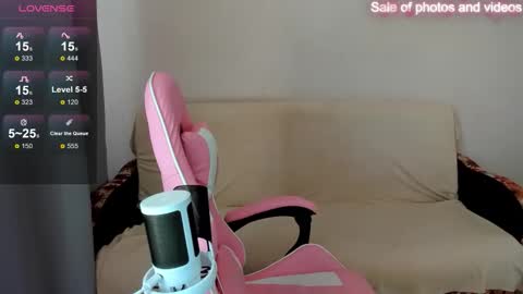 Sara online show from September 19, 5:33 am