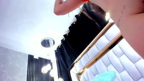 Snapshot of sarayroyse chatting on September 28, 8:29 pm Saray online show from September 28, 8:29 pm