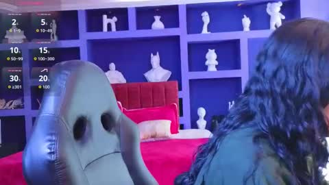 Sari  online show from October 27, 10:32 pm