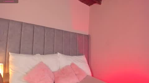 Sara Garcia online show from November 20, 4:44 am