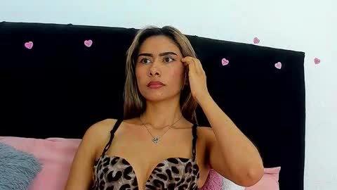 sarita_jones23 online show from February 22, 3:45 am