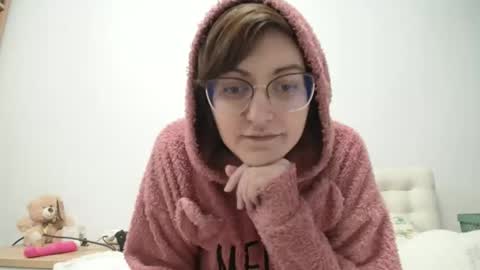 sarraboots online show from January 13, 1:52 pm