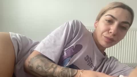 Sarrah online show from February 2, 12:24 pm