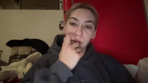 Sarrah online show from January 27, 3:04 am