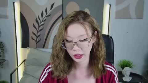 SarahRice online show from February 11, 4:44 pm