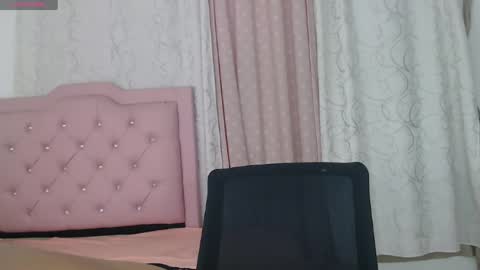 sasha_bigboobs_ online show from June 16, 11:20 pm