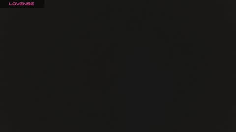 Snapshot of sasharosee2 chatting on October 18, 1:26 pm S A S H A R O S E online show from October 18, 1:26 pm