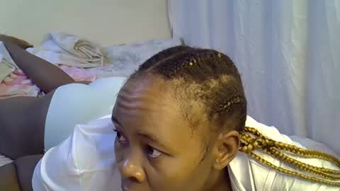 sassy_bella online show from September 21, 2:26 am