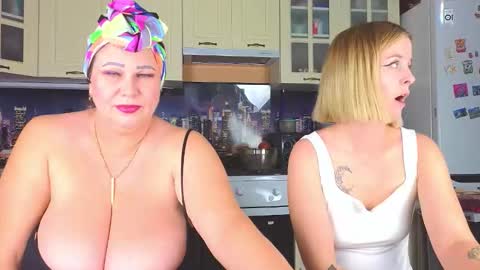 sassy_seasons online show from October 5, 12:46 pm