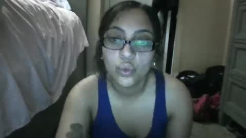 SassyScar online show from December 6, 11:30 pm