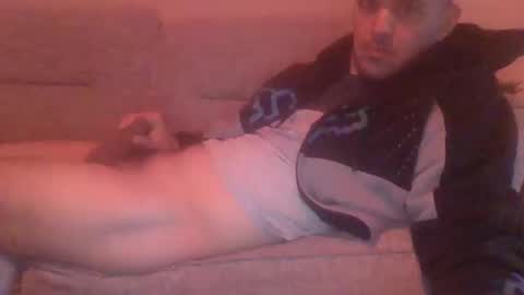 Snapshot of sat123day chatting on October 26, 8:37 am sat123day online show from October 26, 8:37 am