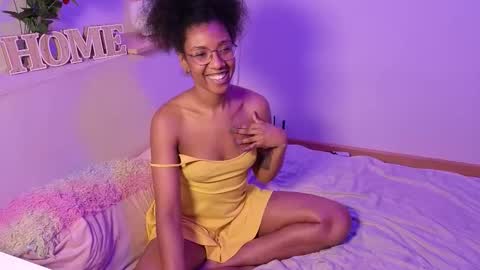 saturno_vibes online show from February 6, 9:02 am