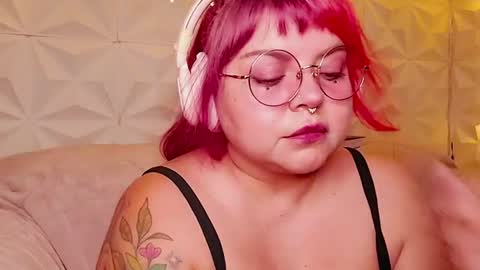 Gina George online show from July 19, 12:46 am