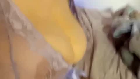 SnowBunny online show from February 12, 6:19 am