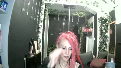 SaucySky online show from June 6, 11:54 pm