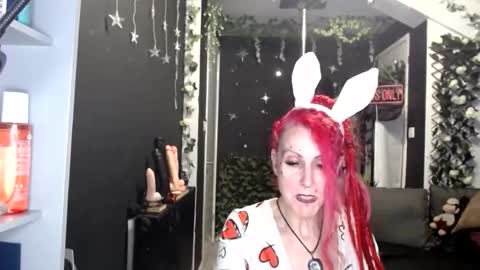 SaucySky online show from April 5, 11:02 pm