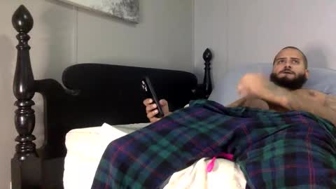 savagebullxxx online show from January 3, 12:22 am