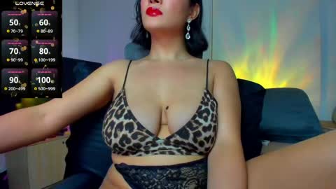 savanna13 online show from June 8, 7:31 am