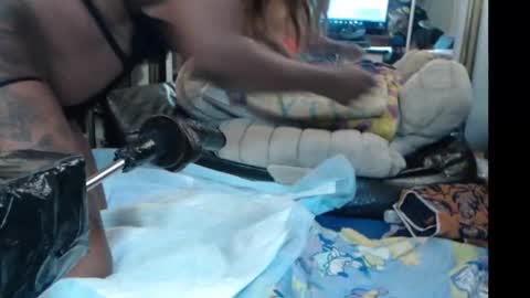 Snapshot of savonsex chatting on September 23, 9:32 pm savonsex online show from September 23, 9:32 pm