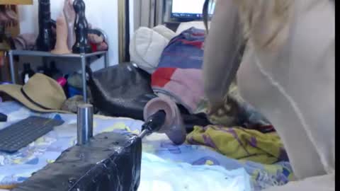 Snapshot of savonsex chatting on September 24, 9:43 pm savonsex online show from September 24, 9:43 pm