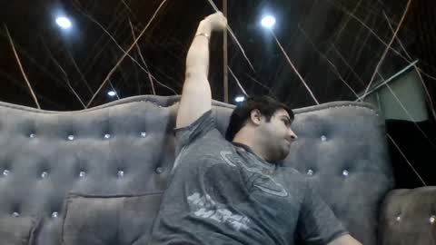 petperson04 online show from April 2, 7:26 am