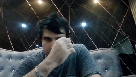 petperson04 online show from April 8, 9:56 am