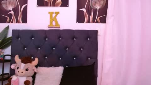 saykimmy online show from June 18, 4:18 am