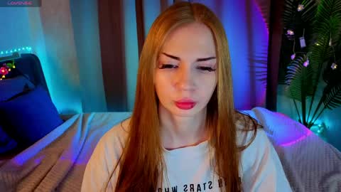 Kira  GMT 7 Mon Thu-Sun  0800am-0200pm  online show from April 5, 9:17 am