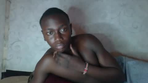 saylich online show from November 14, 9:33 am