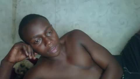 saylich online show from December 14, 3:18 pm