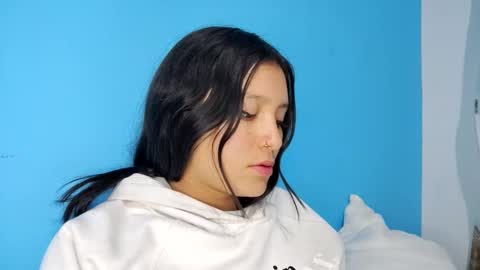 sayuce black online show from December 3, 3:04 am