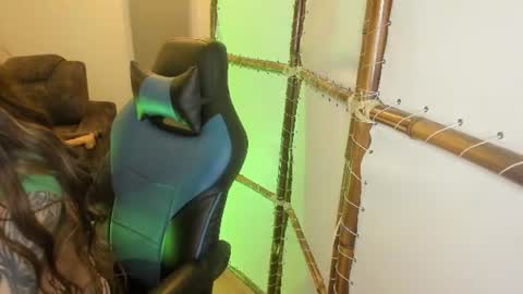 scarbadgirl_ online show from June 13, 4:34 am