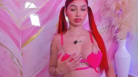 scarleett jones online show from February 12, 10:24 pm