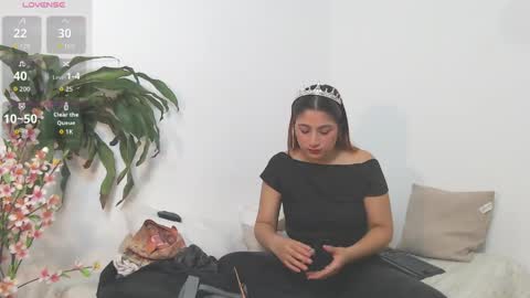 scarlet_100 online show from April 6, 2:20 am