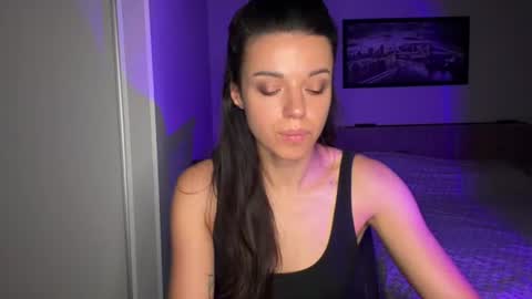 Sophie online show from August 3, 6:59 am