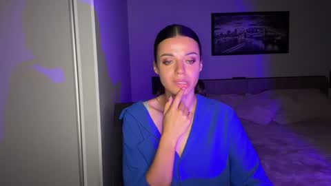 Sophie online show from July 20, 10:39 am